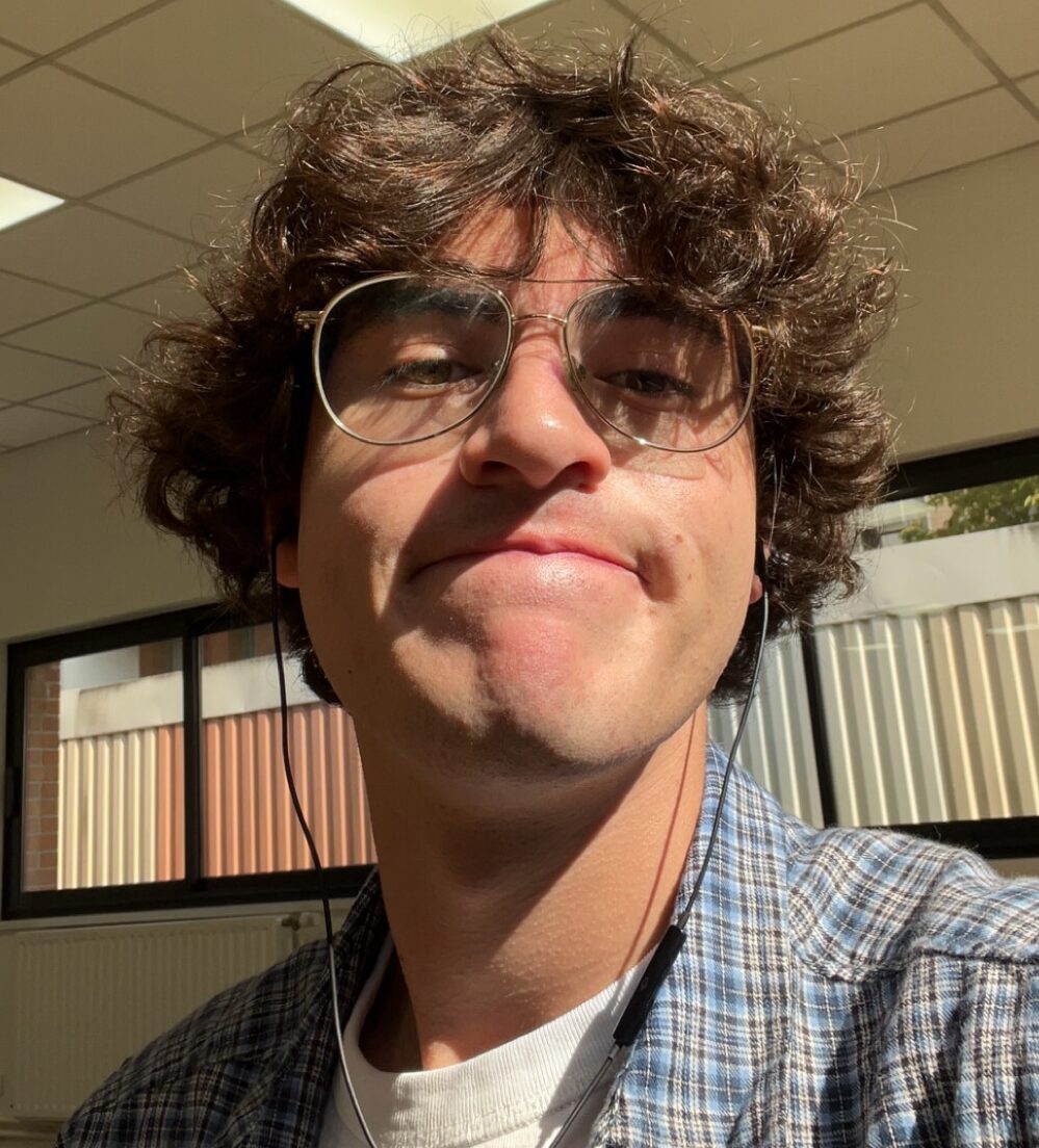 <strong><span style="color: #fca311;" data="#fca311" class="qubely-text-has-color"><a href="https://promethee-media.fr/author/s-rabbata16gmail-com/" data-type="URL" data-id="https://promethee-media.fr/author/s-rabbata16gmail-com/">Samy Rabbata "Sam"</a></span></strong>